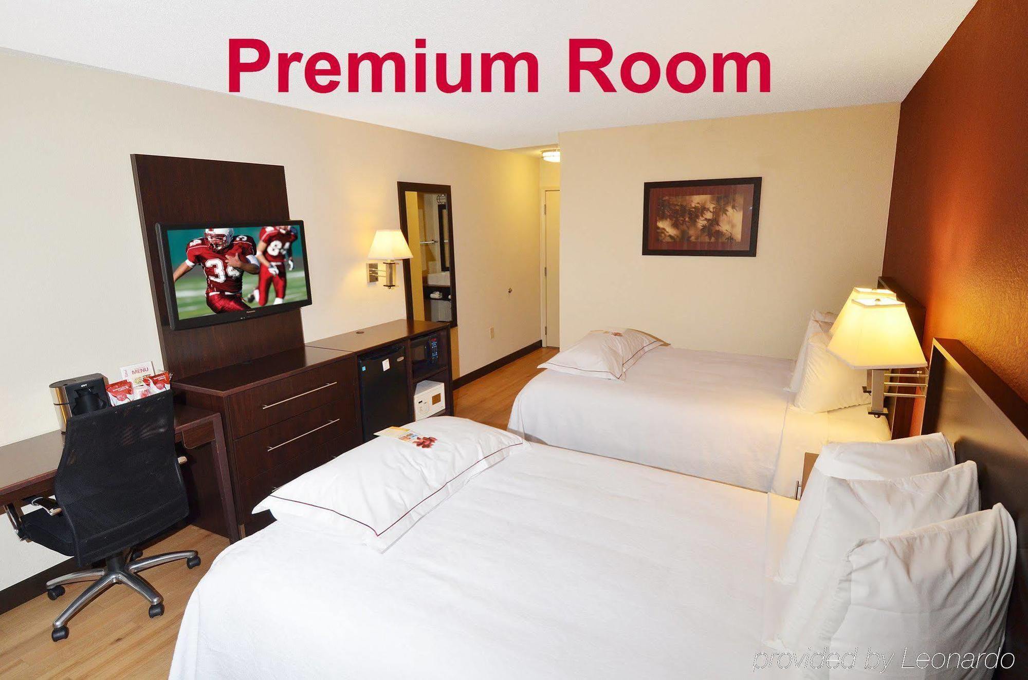 Red Roof Plus+ - Phoenix Airport Hotel Tempe